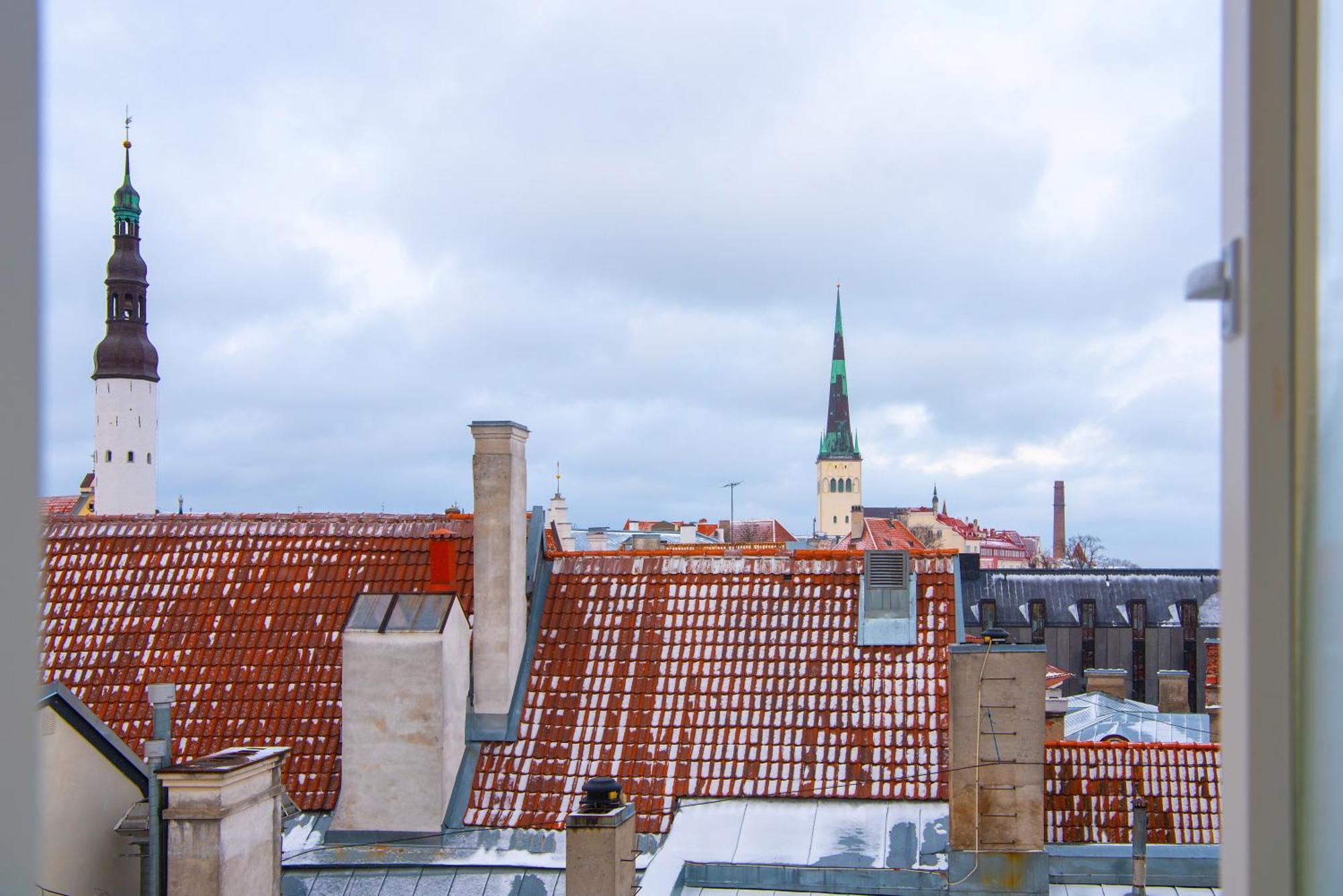 Airhome - Tower Apartment Tallinn Bagian luar foto