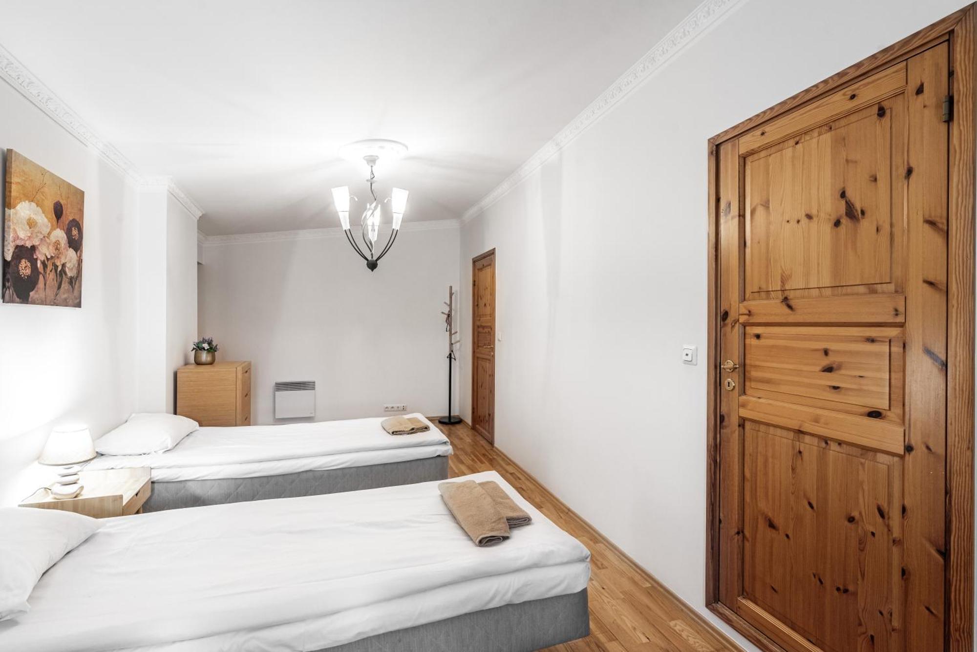 Airhome - Tower Apartment Tallinn Bagian luar foto