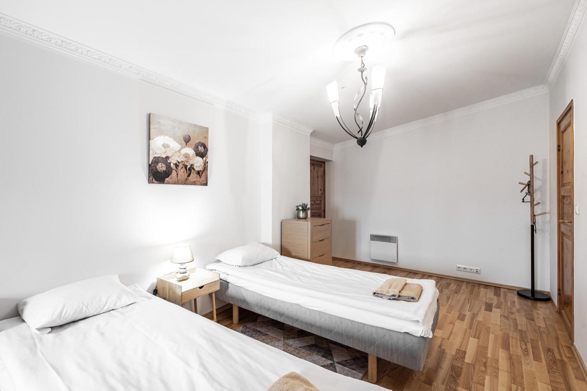 Airhome - Tower Apartment Tallinn Bagian luar foto
