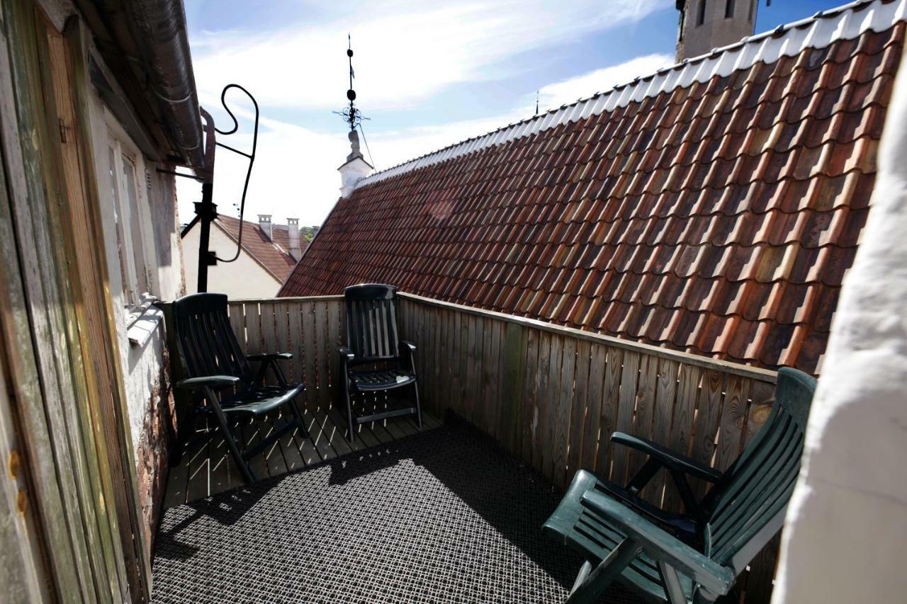 Airhome - Tower Apartment Tallinn Bagian luar foto